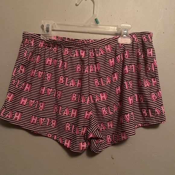 pyjama set - Picture 3 of 4